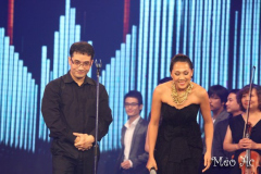 Nguyên Thảo hát "Họa Mi Hót Trong Mưa"